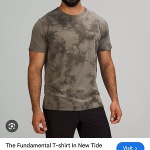 lululemon fundamental short sleeve XXL